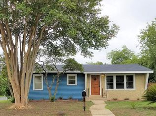 438 Blakeley Dr, San Antonio, TX 78209