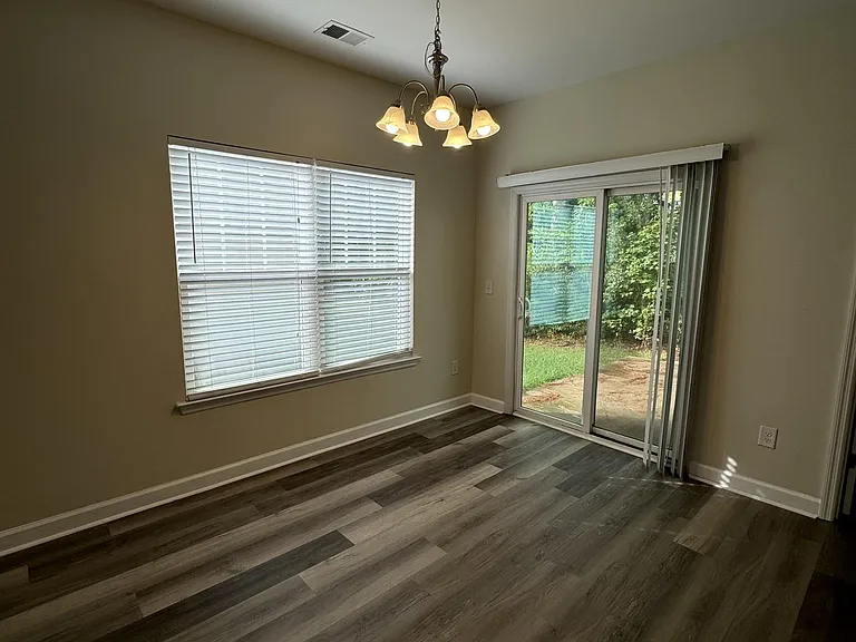 6737 Wisteria Dr — Photo 5