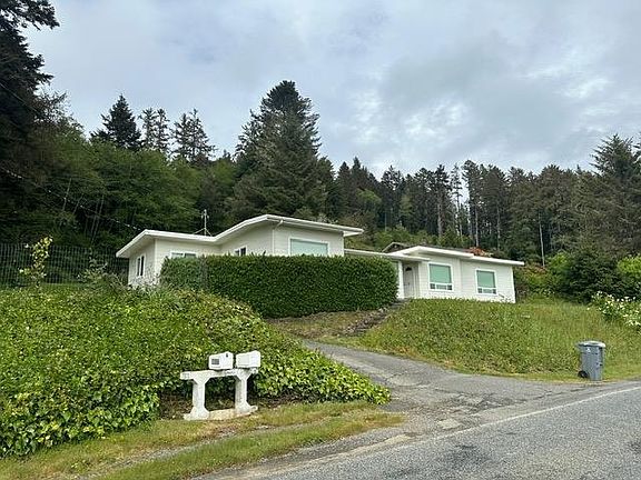 3rd image of 11886 Ocean View Dr