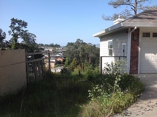 3rd image of 606 Larchmont Dr