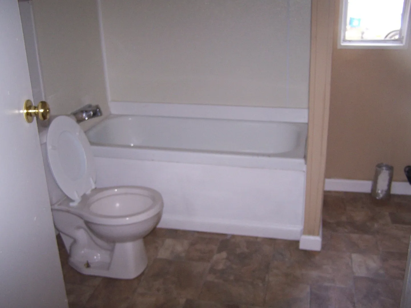 Nice Country living 2 Bedroom 1 Bath — Photo 3