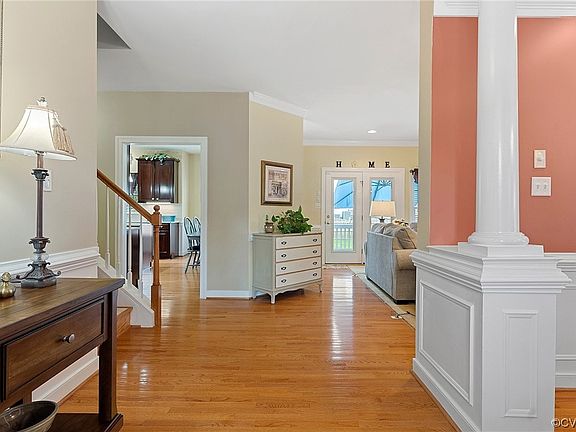 3rd image of 9081 Lunette Ln