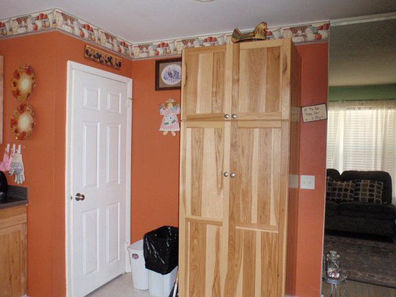 3rd image of 2531 Yawger Hill Rd