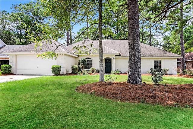 1st image of 661 Pierce Dr