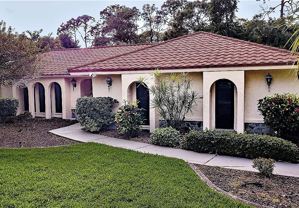 1st image of 13522 Pine Villa Ln