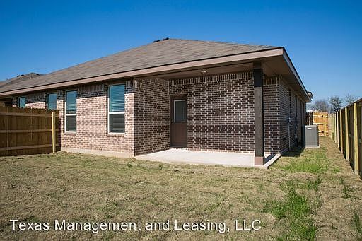 5th image of 207 Hidden Springs Dr