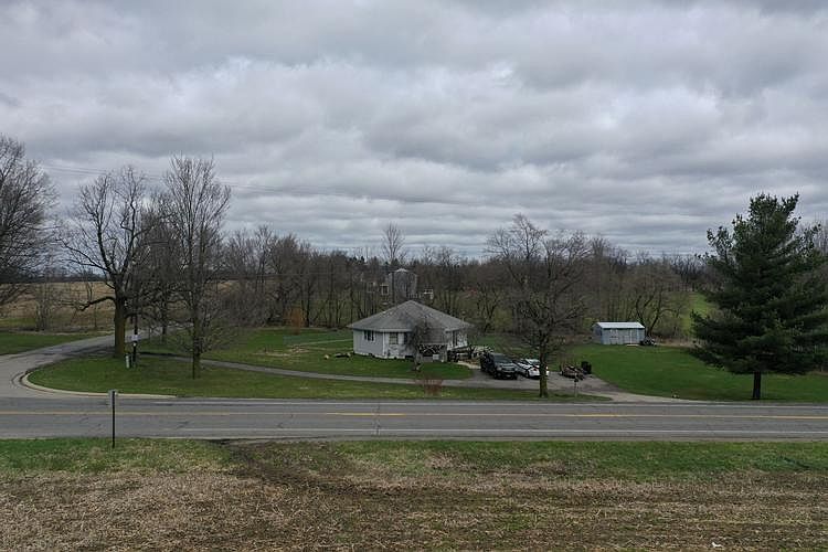 1st image of 3988 W Barnes Rd