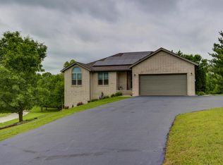2261 W Ridgeview Cir, Ozark, MO 65721
