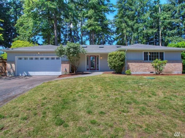 4616 72nd Ave W, University Place, WA 98466