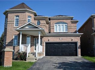 223 Van Scott Dr, Brampton, ON L7A1V2