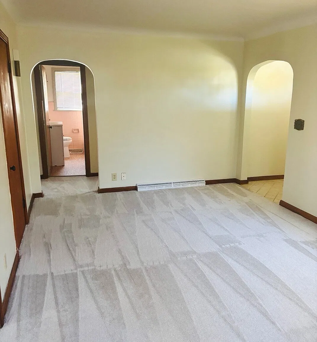 4 bed, 1.0 bath, $1,375 — Photo 2