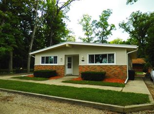 2914 Beck Dr, Waterford, WI 53185