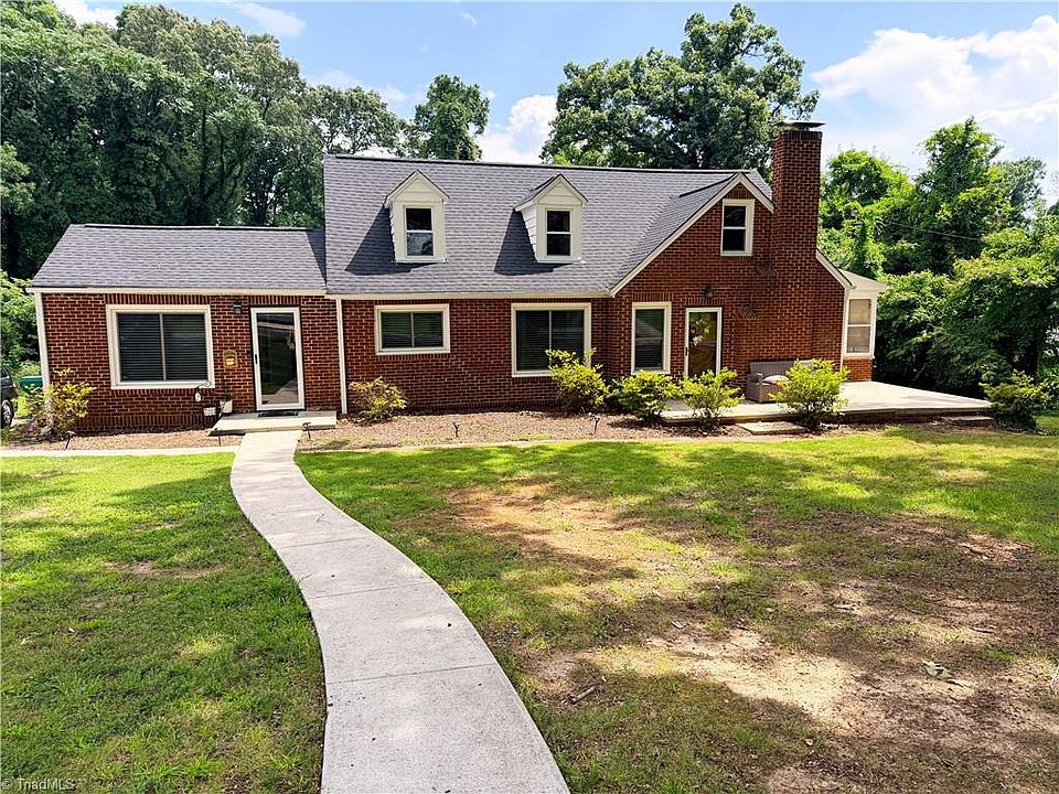 1st image of 506 E Farriss Ave