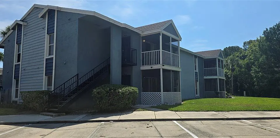 3814 Bay Club Cir #204