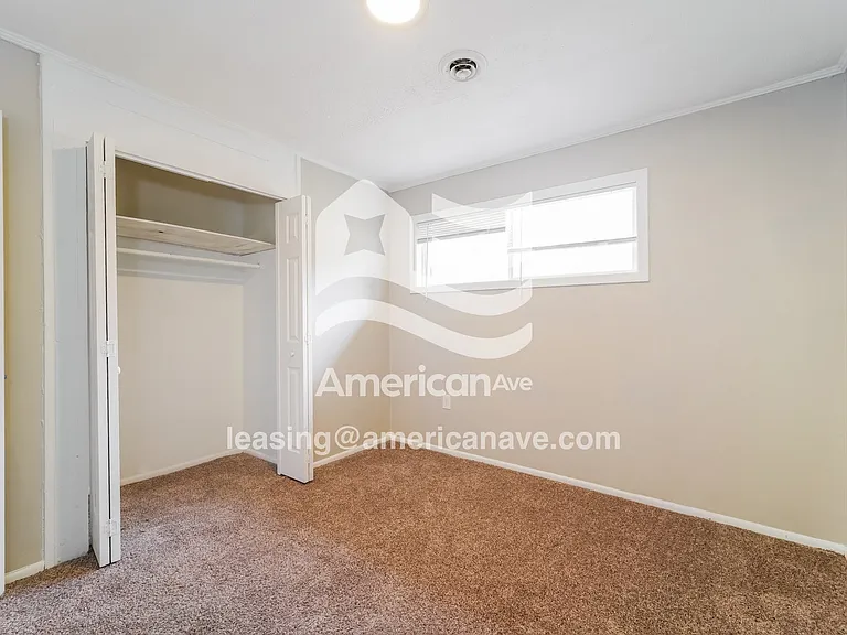 558544_011_wm_-_bedroom_13544119.jpg