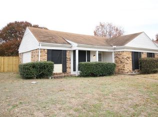 322 Legacy Dr, Dallas, TX 75217