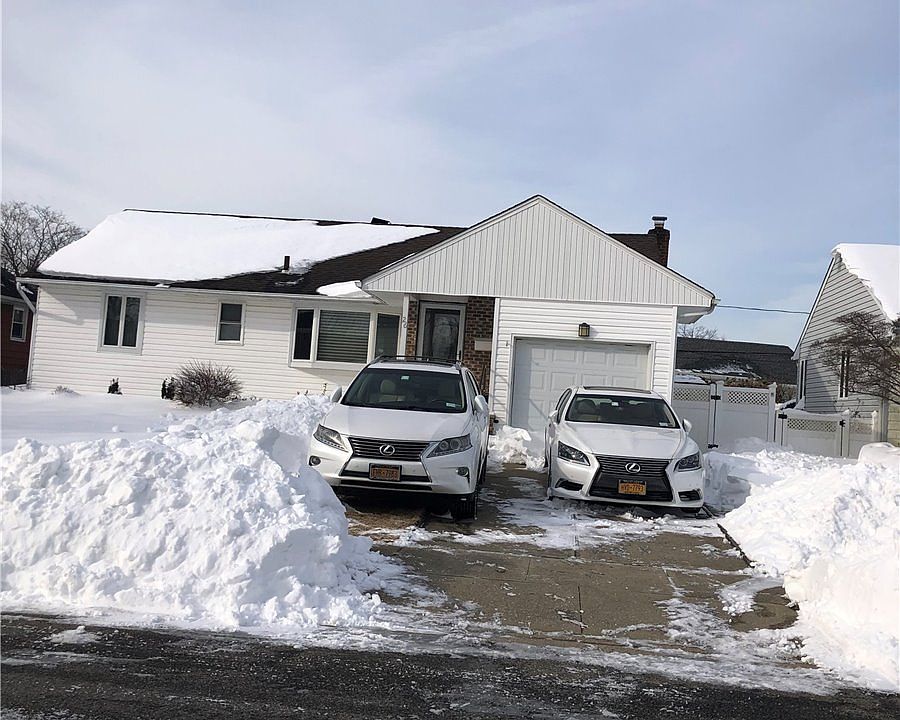 1st image of 26 Scholl Dr