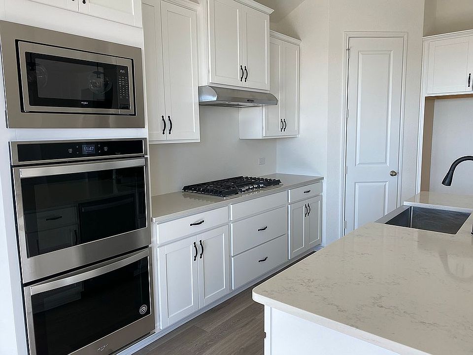 1st image of 3009 Sundial Ln