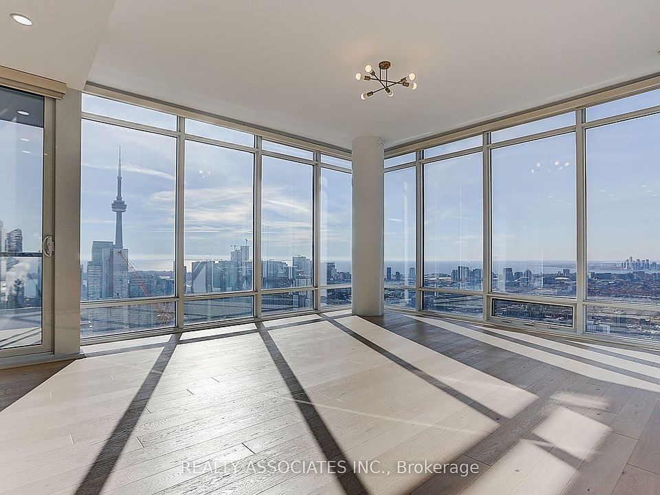 1st image of 488 University Ave #4310