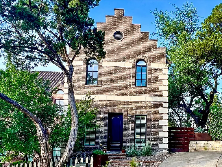 800 Rosedale Ter #B — Photo 1