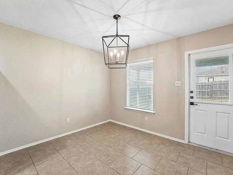 9209 Bowfield Dr — Photo 10