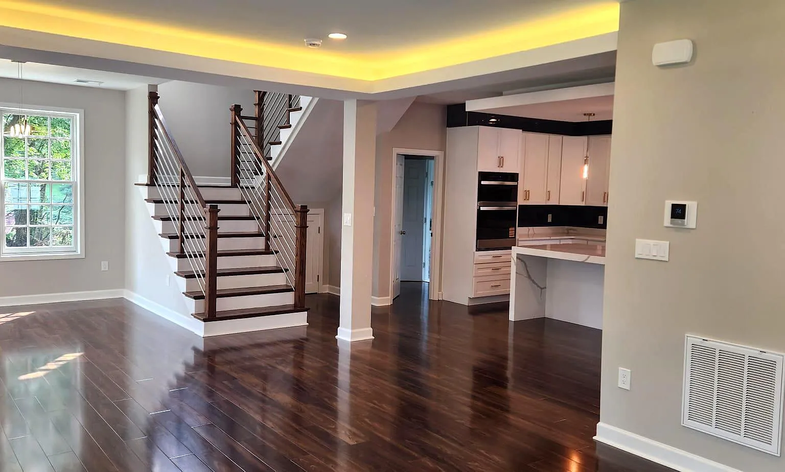 3 bed, 2.5 bath, 1130 sqft, $4,600 — Photo 3