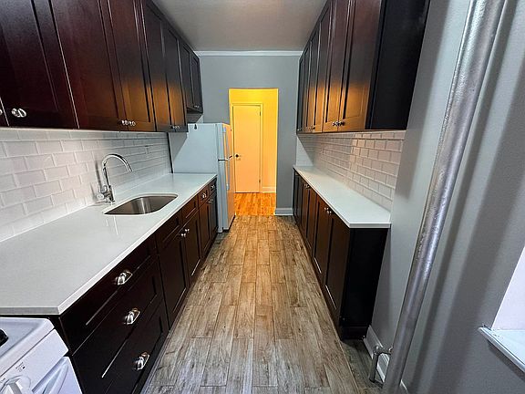 5th image of 118-40 Metro Ave #1Z