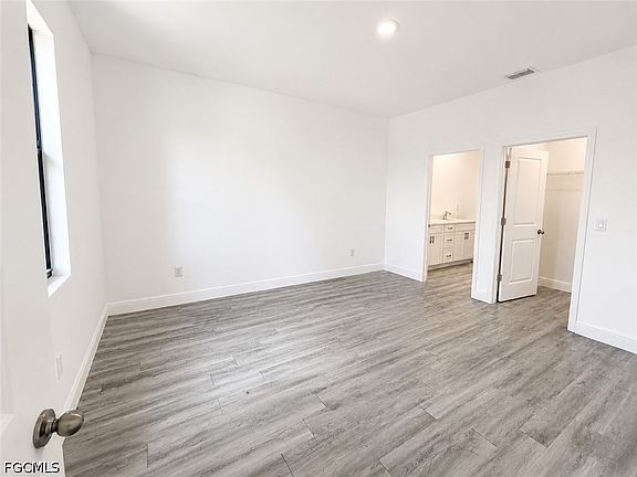 3rd image of 6203 Forest Ct