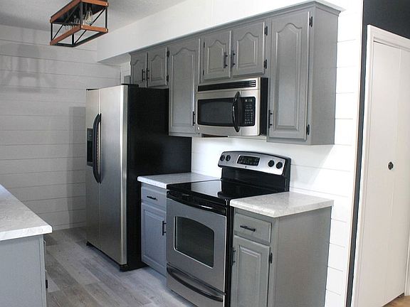 Appliances stay!