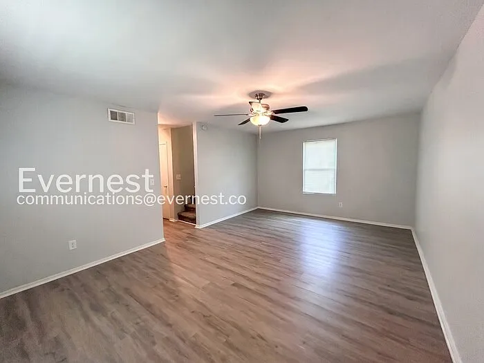 5654 Bradley Cir — Photo 9