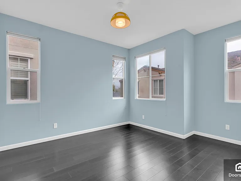 658 N 9th St — Photo 20
