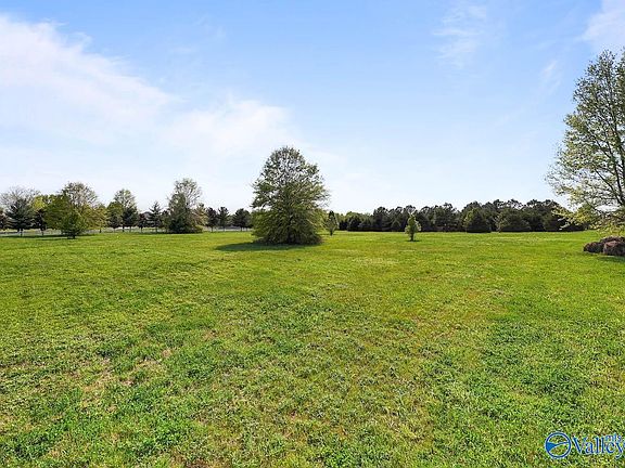 5th image of 597 Beth Rd