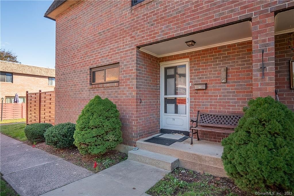 71 Sharon Ln UNIT 71, Wethersfield, CT 06109 | Zillow