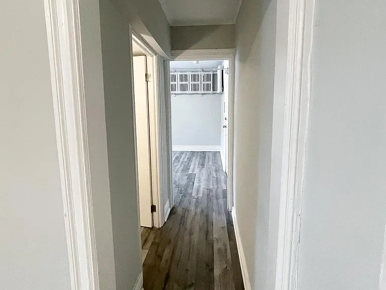345 Gladstone Ave #1 — Photo 11