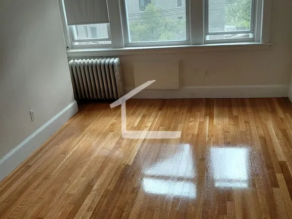 29 Lancaster Ter #3, Brookline, MA 02446