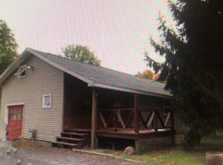 3 2nd St, Forestville, NY 14062