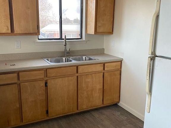 2nd image of 125 Damon St #A-b