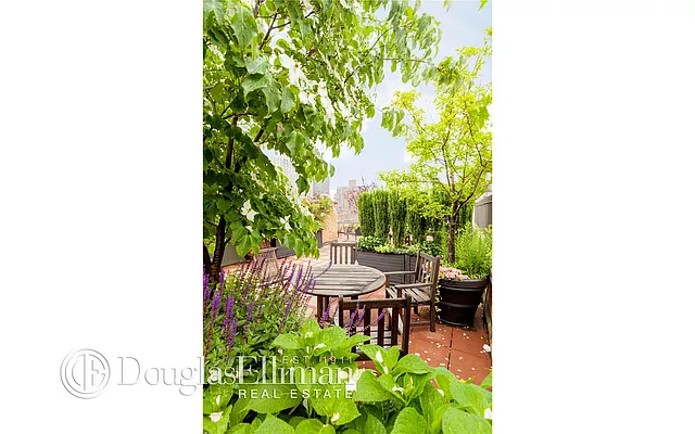 Sold by Douglas Elliman | media 16