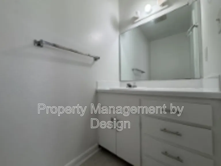 1039 5th St #7 — Photo 24