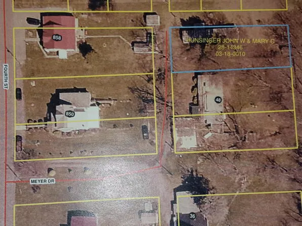 56 Myers Dr, Jersey Shore, PA 17740