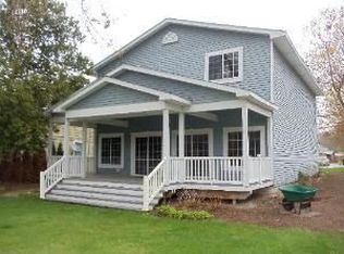 9715 Arthur Rd, Algonquin, IL 60102