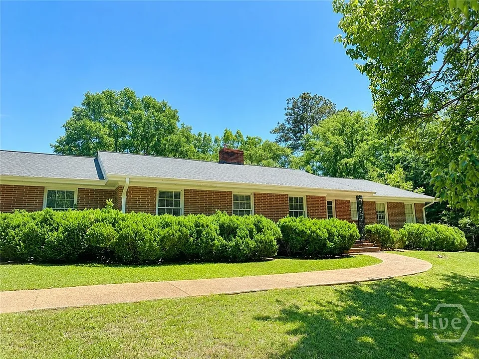 560 Riverview Rd