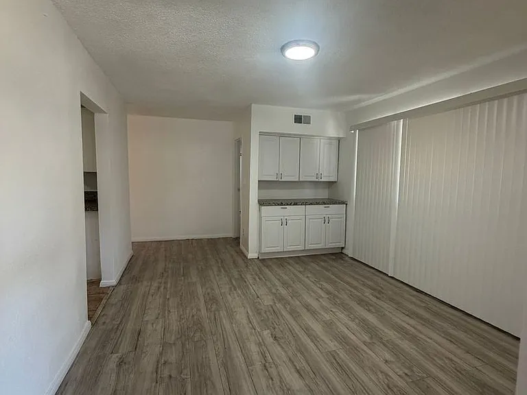 1395 N Pennsylvania Ave — Photo 11
