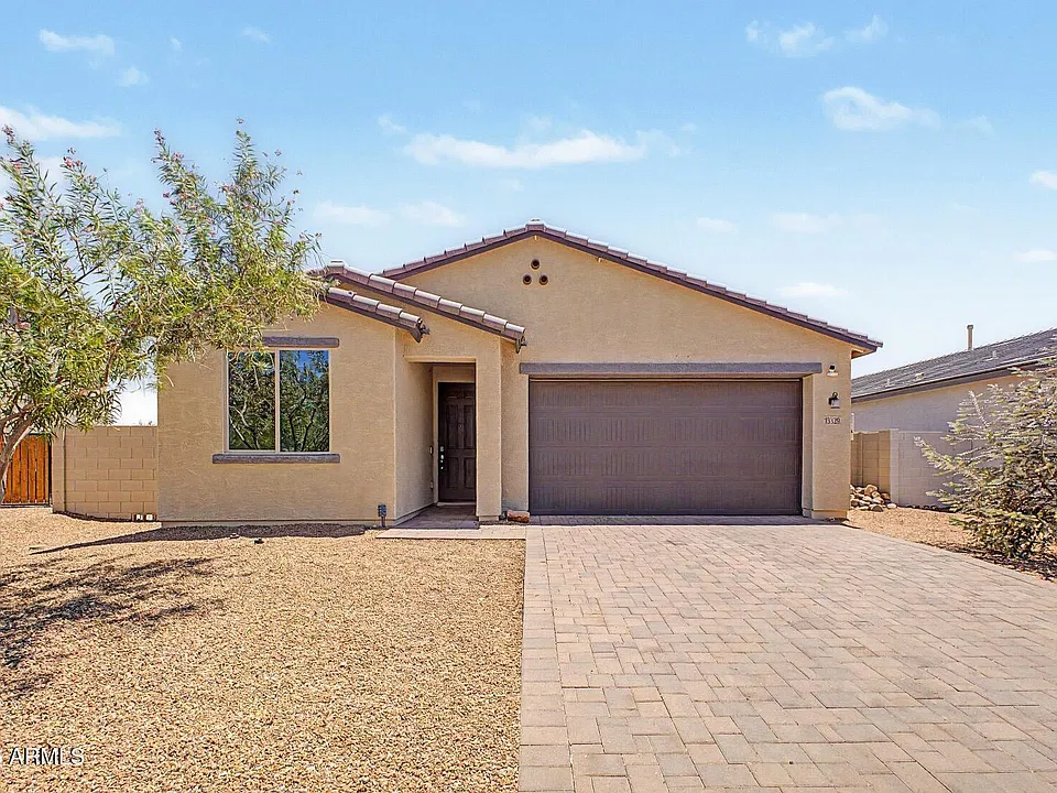 13329 W Lariat Ln