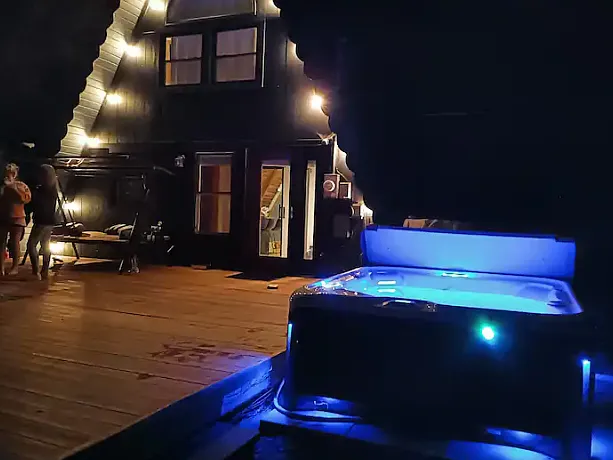 EXTERIOR LIGHTING! SALTWATER JACUZZI!