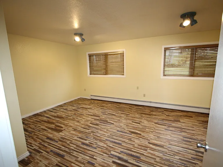 23827 Chandelle Dr — Photo 20