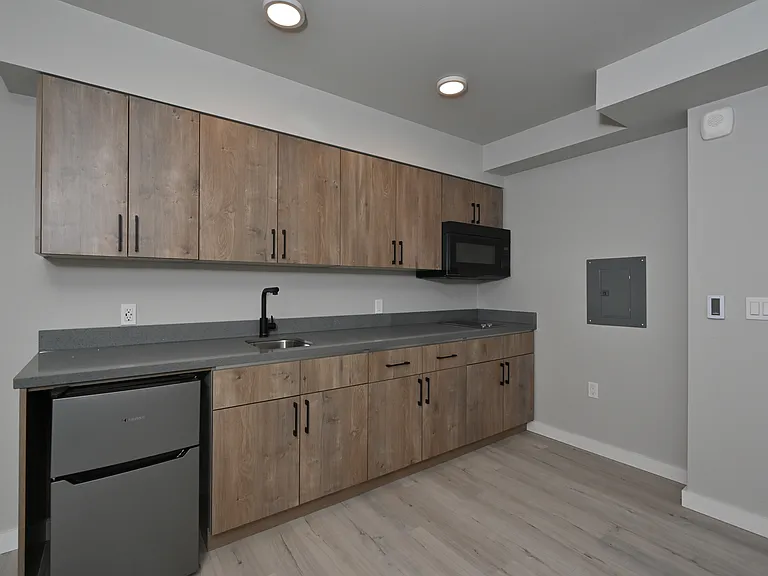 Clara Apartments — Photo 69