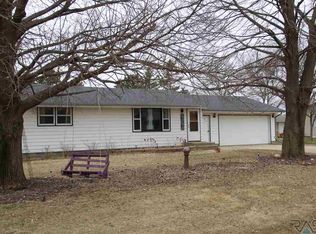 6701 N 10th Ave, Sioux Falls, SD 57104
