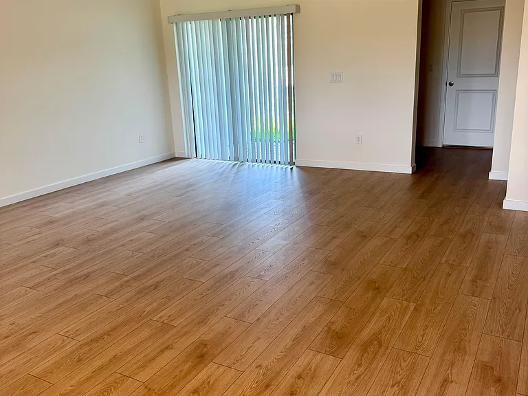 18203 Cider Mill Ln — Photo 2