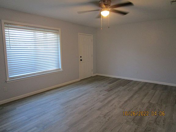 5th image of 4828 Grimes St Unit 2